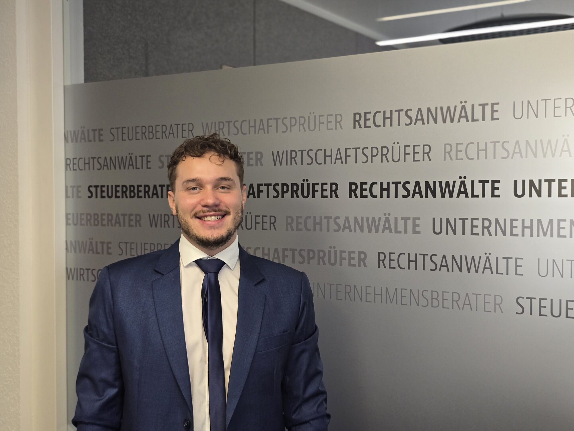 Rechtsanwalt Tim Pfaff, Kurzes Geländ 14 in Augsburg