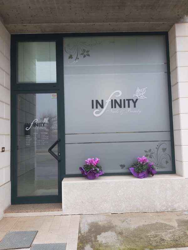 Images Estetica Infinity Nails & Beauty