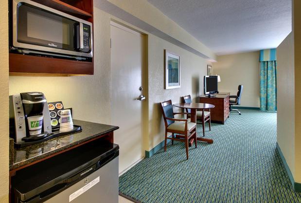 Images Holiday Inn Resort Orlando Lake Buena Vista by IHG