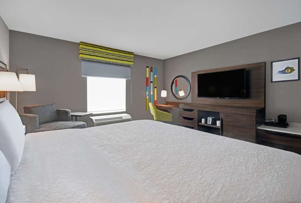 Images Hampton Inn Cave City