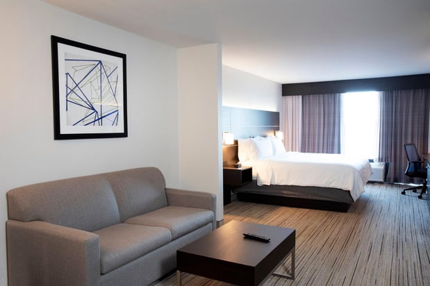 Images Holiday Inn Express & Suites Chester-Monroe-Goshen by IHG