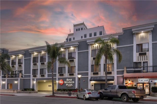 Images Best Western Plus Hotel at the Convention Center