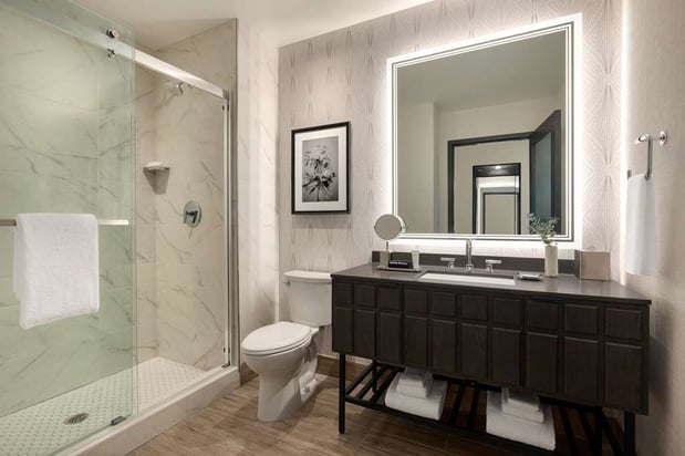 Images Valley Hotel Homewood Birmingham, Curio Collection by Hilton