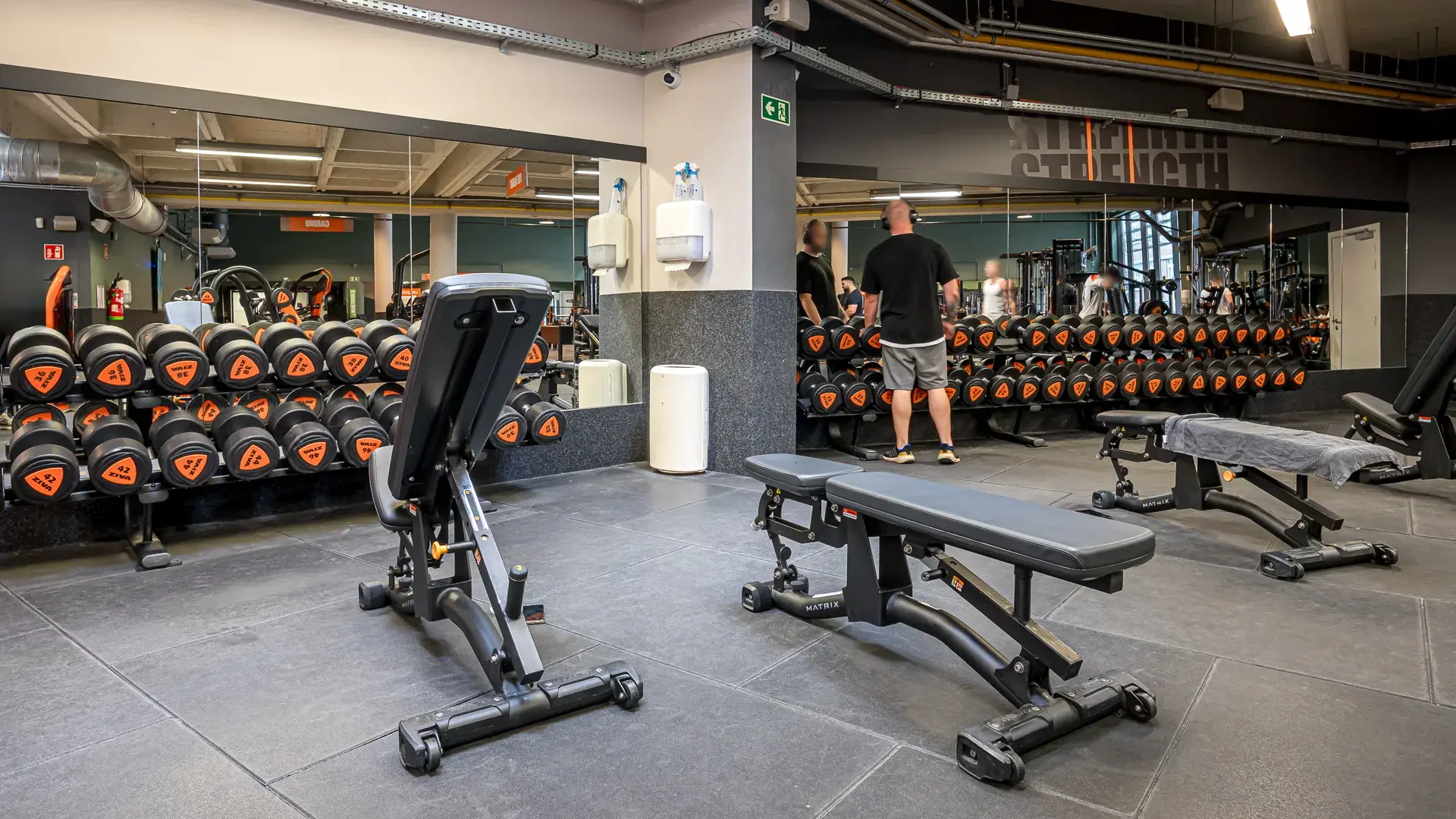 Images Basic-Fit 24/7