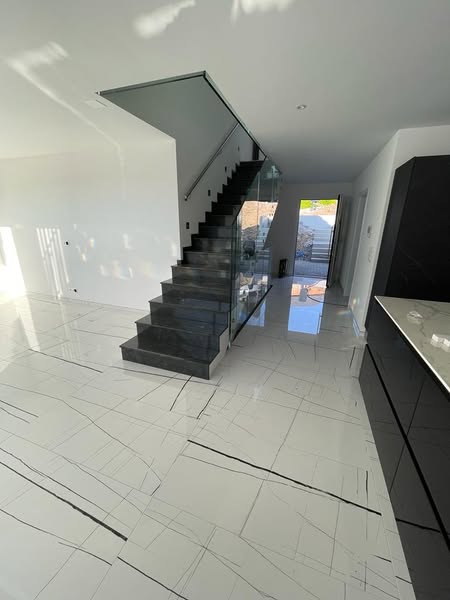 Bilder Avilon Plattenleger GmbH