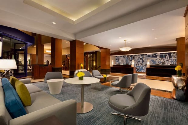 Images Hilton Chicago/Magnificent Mile Suites