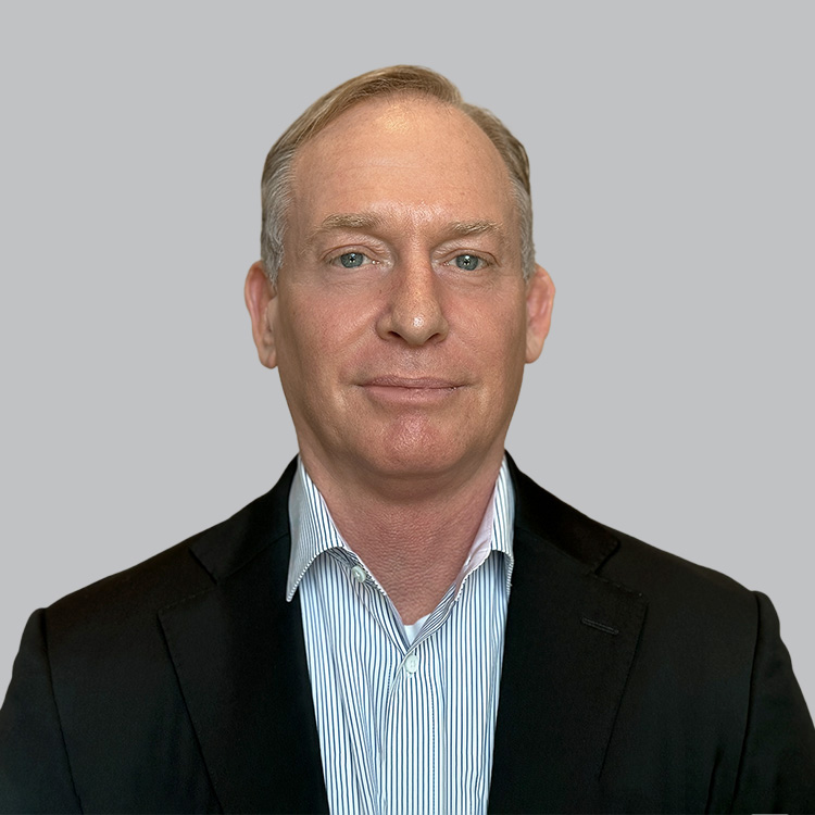 Headshot of Matt Richter, a wealth advisor at Chase