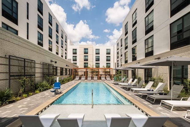 Images Hampton Inn Austin East Side 5th Street