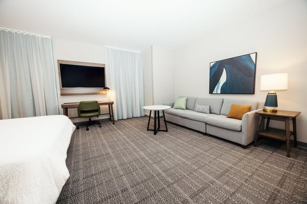 Images Staybridge Suites Des Moines North - Ankeny by IHG