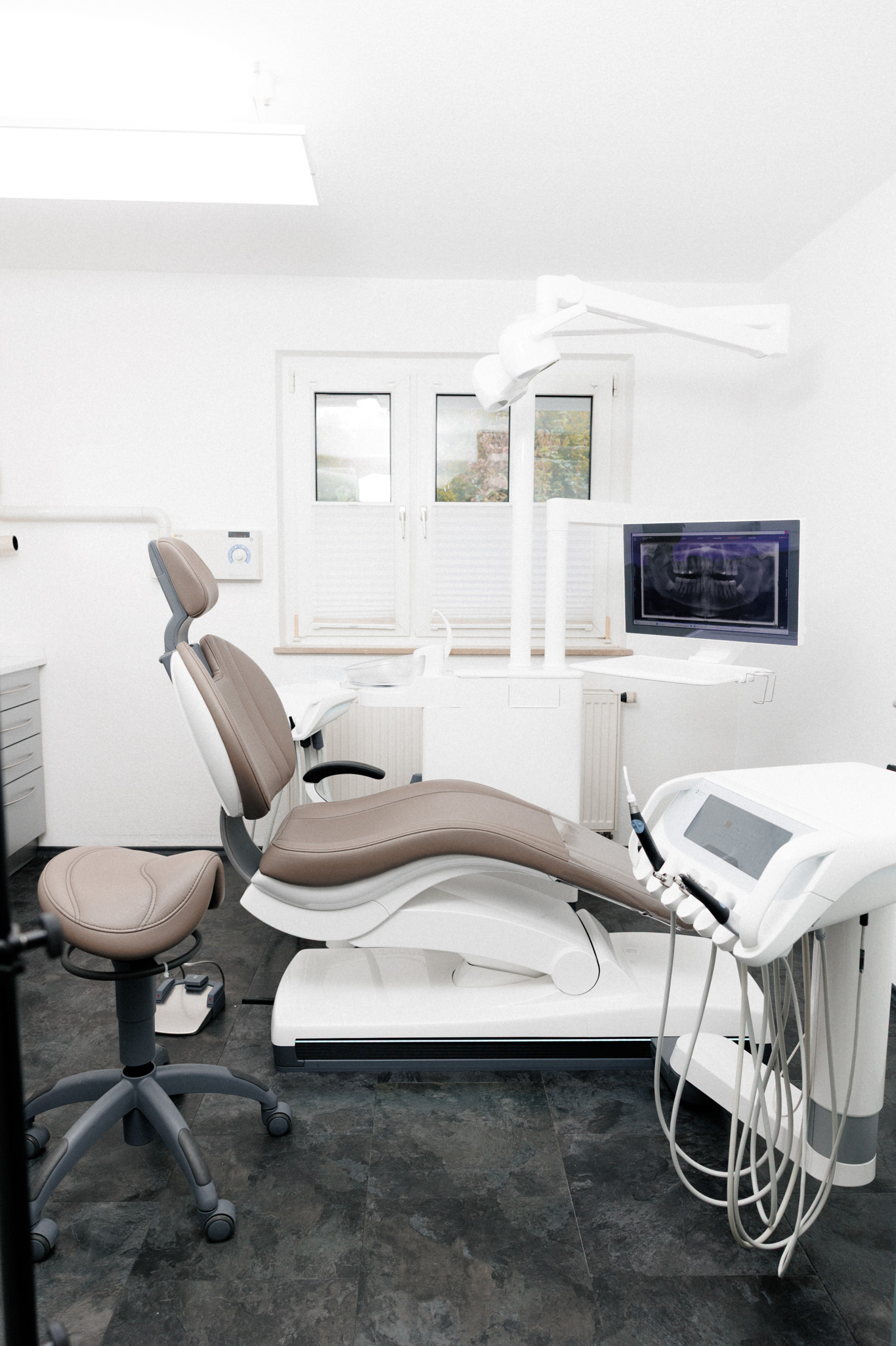 Zahnmedizin Zahnnah | Dr. Verena Schuster, Richtersgasse 25 in Roßtal