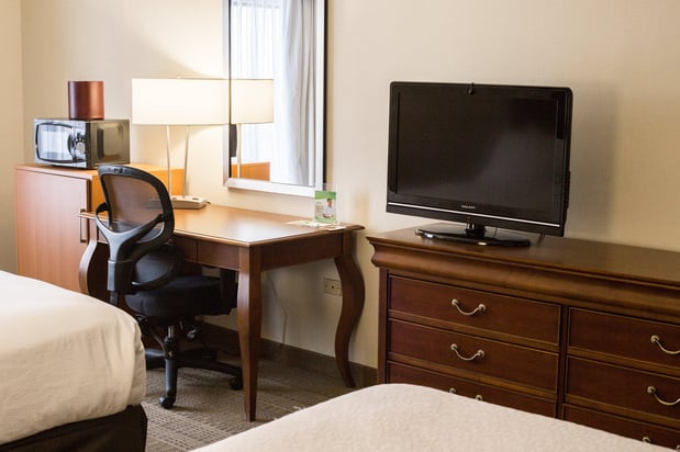 Images Holiday Inn & Suites Bolingbrook by IHG