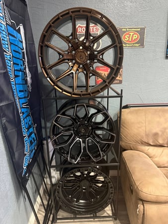 Images R&B Wheels & Tires