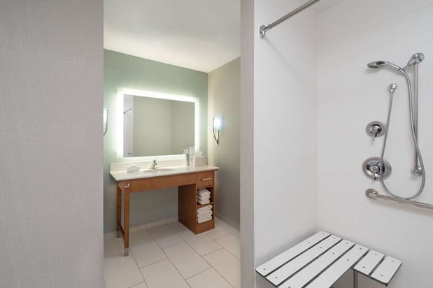 Images Homewood Suites by Hilton Gateway Hills Nashua