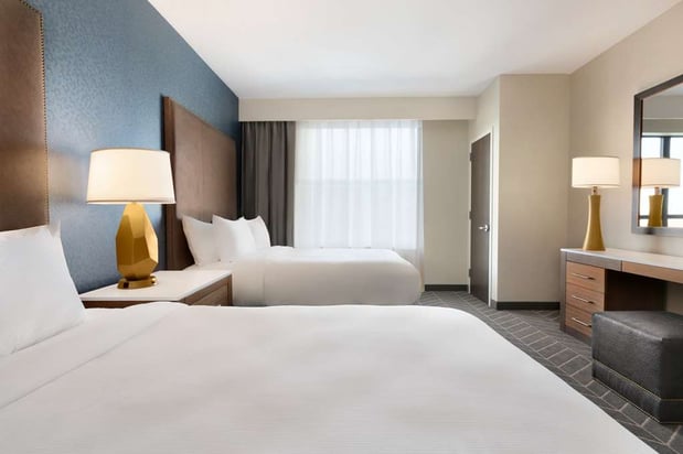 Images Embassy Suites by Hilton Wilmington Riverfront