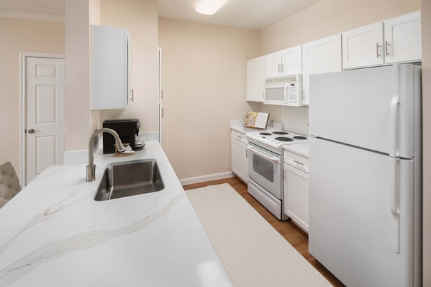 Images Camden Royal Oaks 55+ Senior Living Apartments