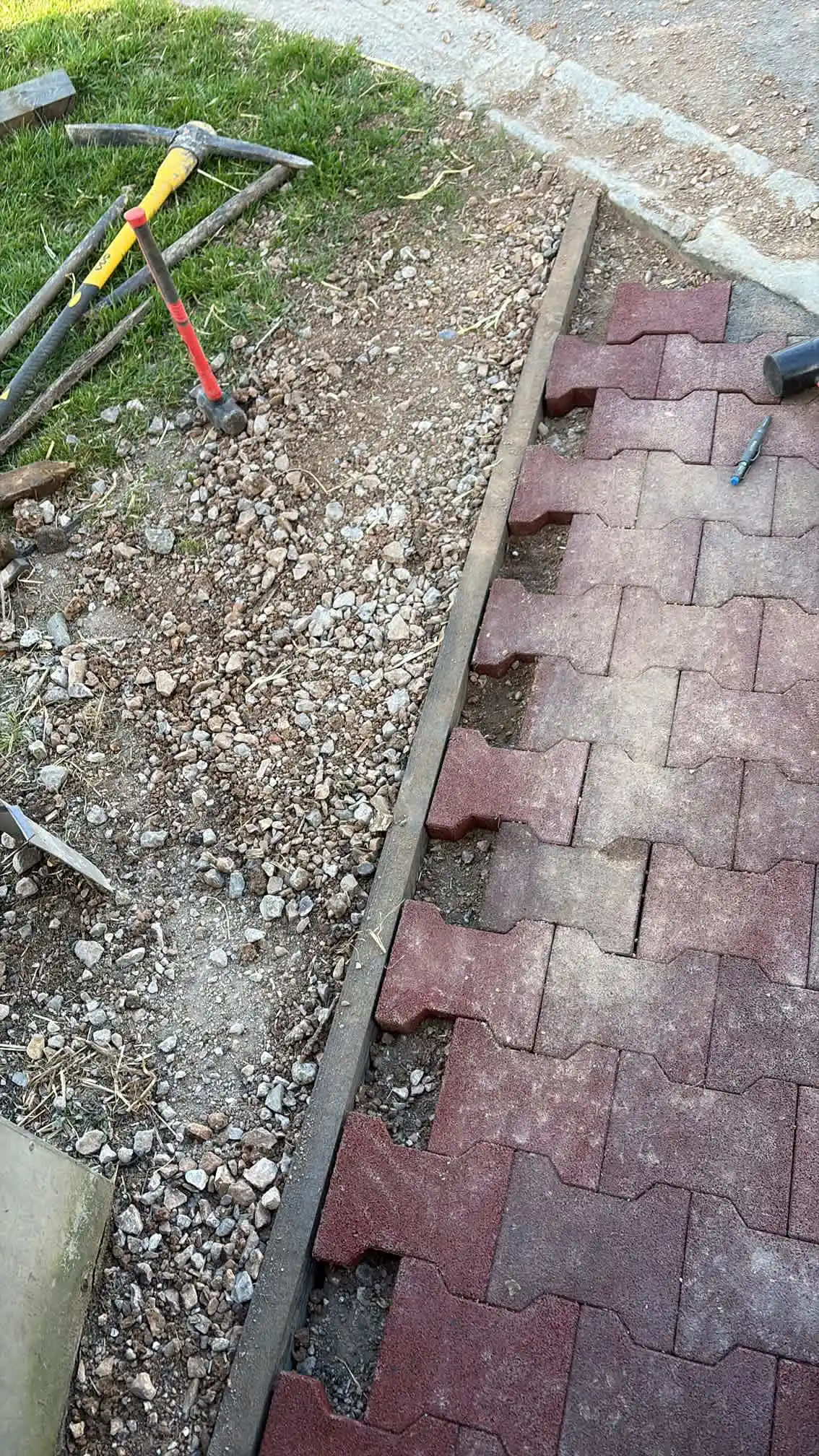 Images CL Creations & Maintenance Ltd