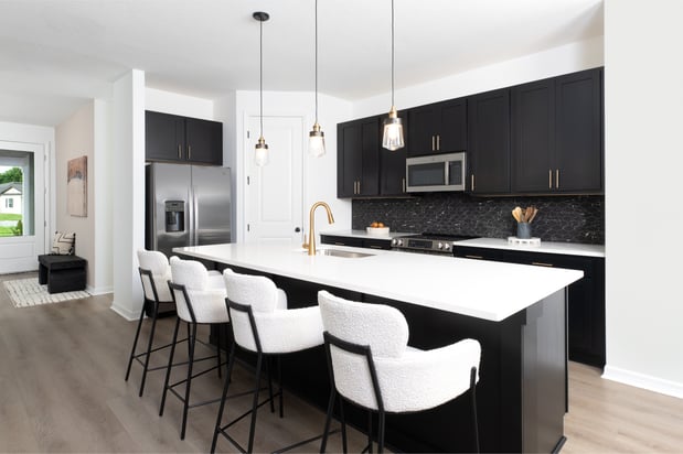 Images Hawks Run by Ashton Woods