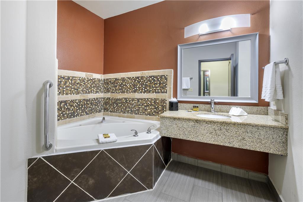 Suite bathroom with whirlpool