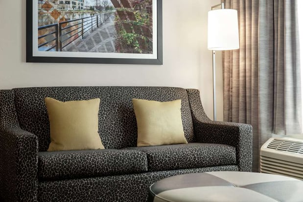 Images Hampton Inn & Suites Greenville-Downtown-RiverPlace