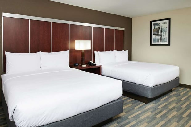 Images DoubleTree by Hilton Raleigh Crabtree Valley