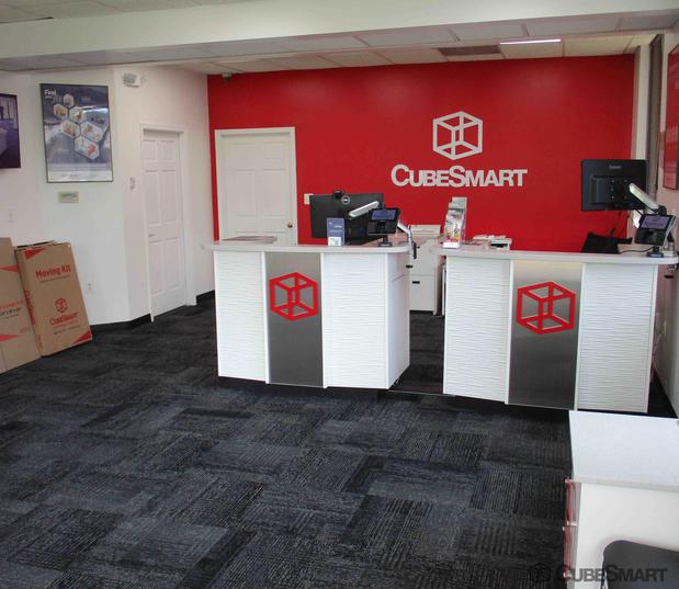 Images CubeSmart Self Storage