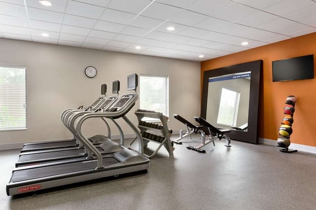 Images Hampton Inn North Olmsted Cleveland Airport