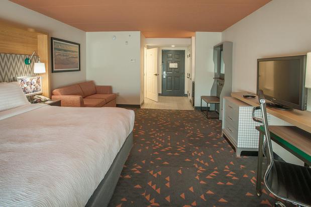 Images Holiday Inn Pensacola - University Area by IHG