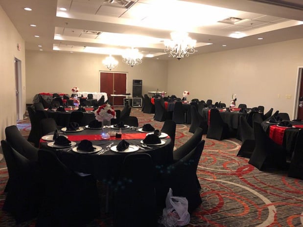 Images Holiday Inn & Suites Lafayette North by IHG