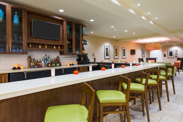 Images Hilton Garden Inn Wayne