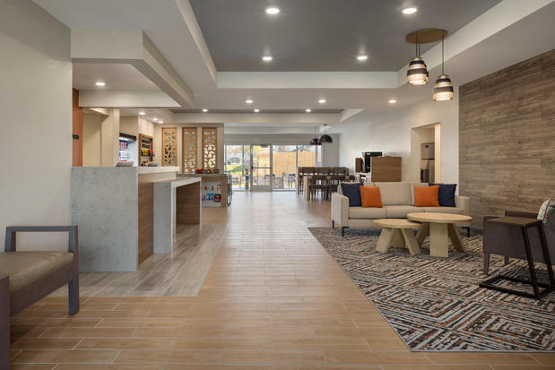 Images Candlewood Suites Lexington - Medical District by IHG
