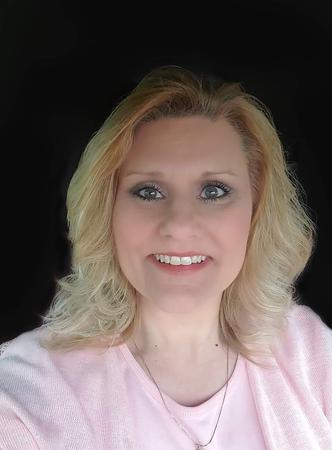 Images Angela Carr, Bankers Life Agent