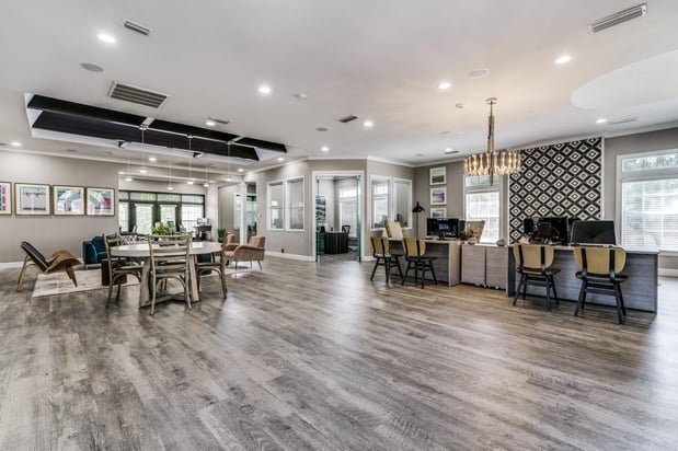Images Estates at Las Colinas