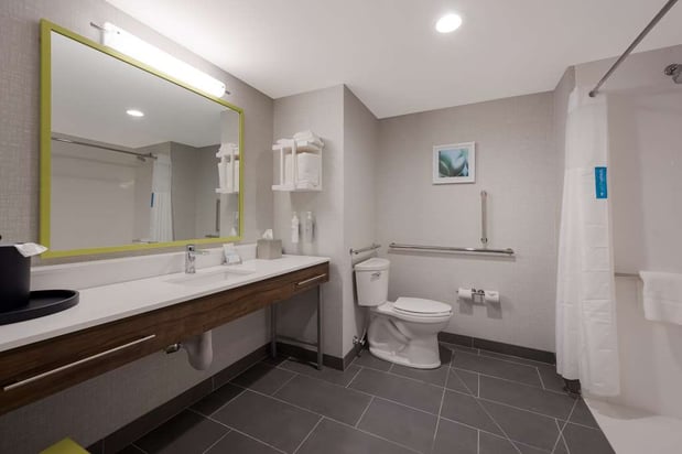 Images Hampton Inn by Hilton Detroit Southfield