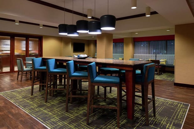 Images Hampton Inn Greensboro-Airport