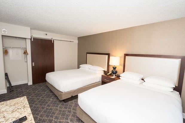 Images DoubleTree Suites by Hilton at The Battery Atlanta