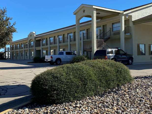Images SureStay By Best Western Floresville