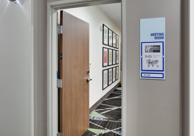 Images Holiday Inn Express & Suites San Antonio NW Near Seaworld by IHG