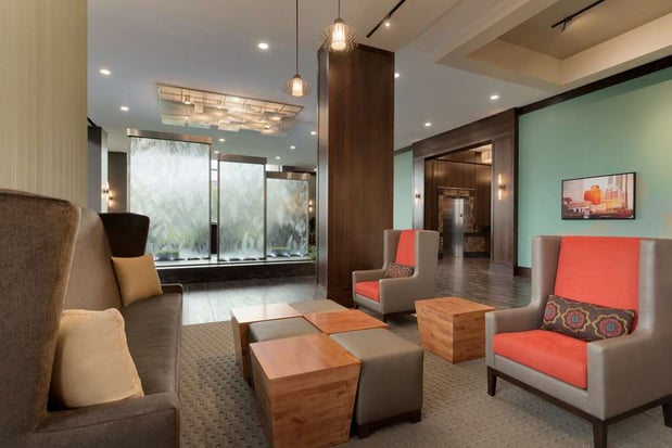 Images Embassy Suites by Hilton Chicago Naperville