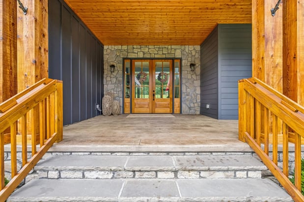 Images Deed Brothers LLC.