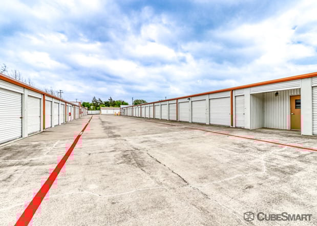 Images CubeSmart Self Storage