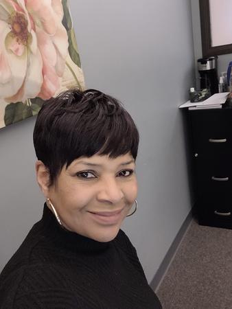 Images Linda Stewart, Counselor