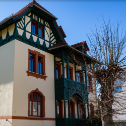 Bild 1 Villa Weißbach - Haus Hilda - Osteopathie in Flöha