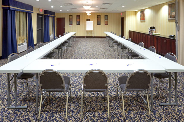 Images Holiday Inn Express & Suites Lubbock West by IHG