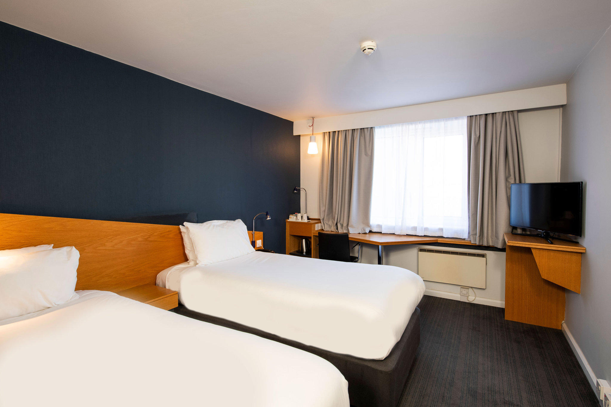 Images Holiday Inn Express Manchester - Salford Quays, an IHG Hotel