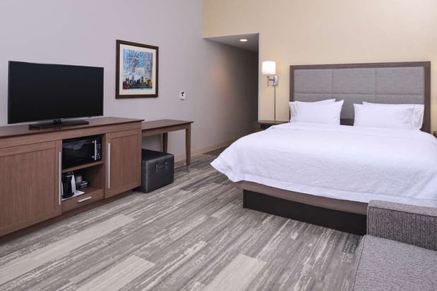 Images Hampton Inn & Suites Cincinnati-Mason