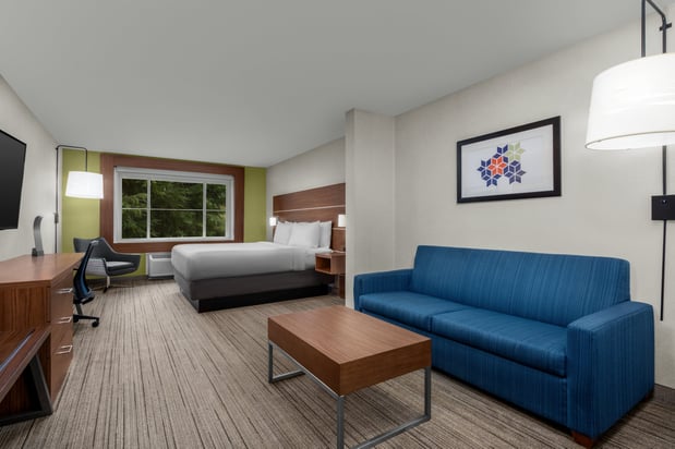 Images Holiday Inn Express & Suites Marina - State Beach Area by IHG