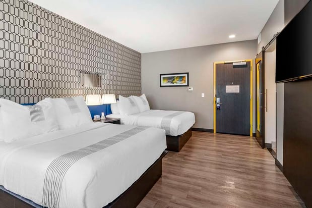 Images GLō Best Western  Savannah-Gateway I-95