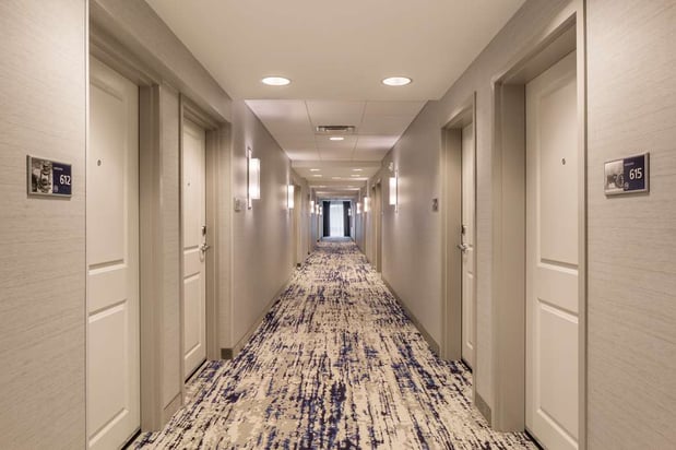 Images Hampton Inn & Suites Newport/Cincinnati