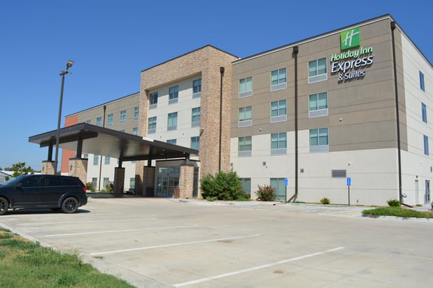 Images Holiday Inn Express & Suites Liberal by IHG