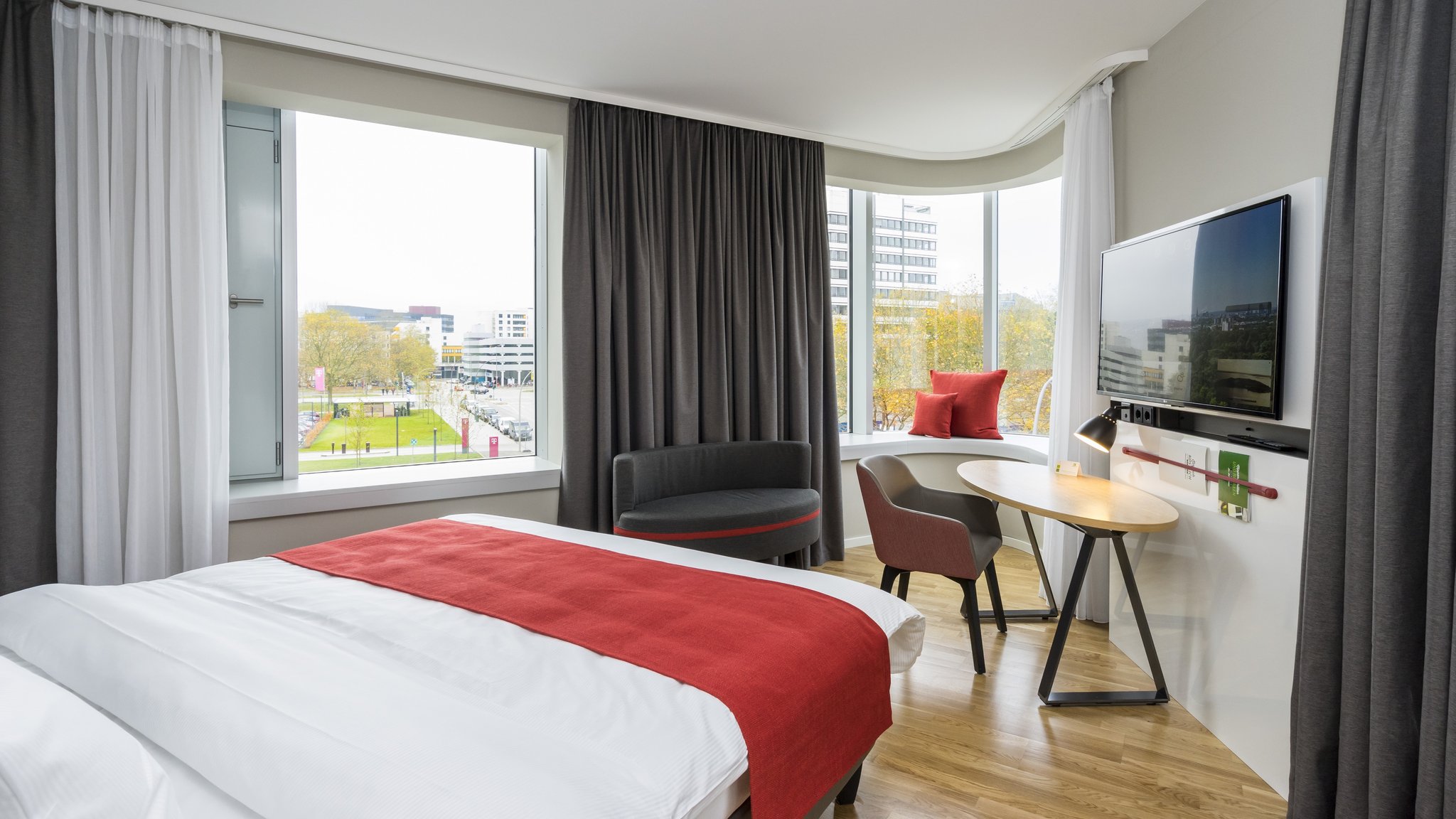 Holiday Inn Hamburg - City Nord by IHG, Kapstadtring 2A in Hamburg